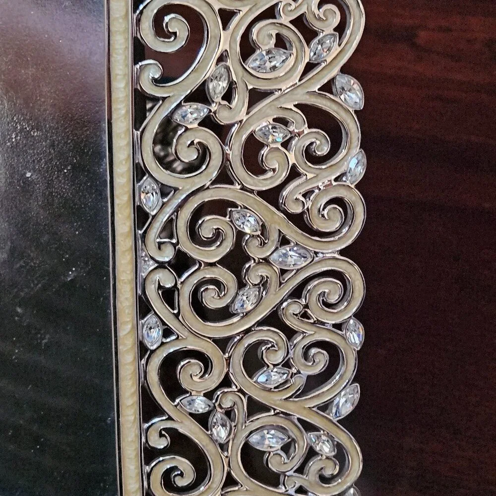 RARE VINTAGE JAY STRONGWATER SCROLL WEDDING DUCHESS MARQUIS CRYSTAL ENAMEL FRAME